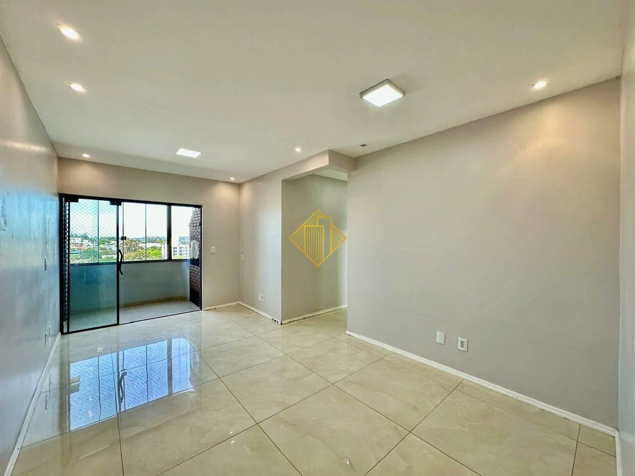Apartamento para aluguel, 3 quartos, 1 suíte, 2 vagas, Neva - Cascavel/PR