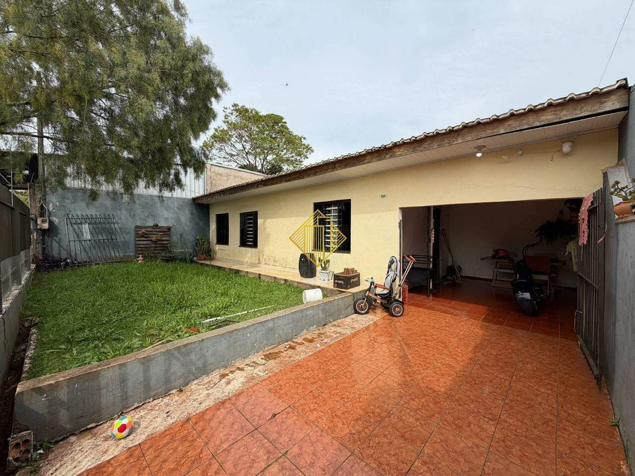 Casa à venda, 3 quartos, 2 vagas, Floresta - Cascavel/PR