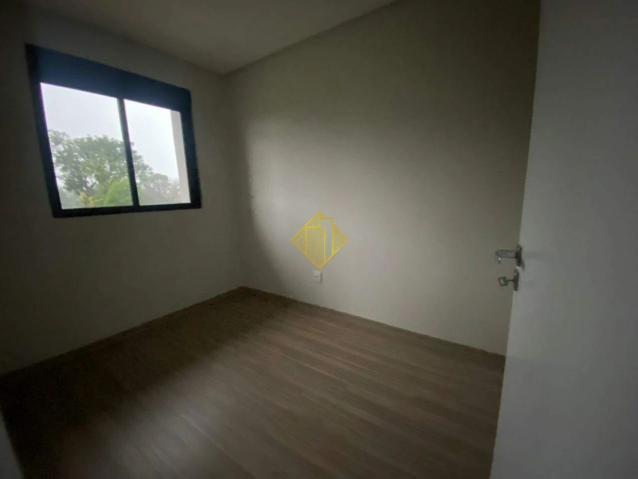 APARTAMENTO COM 3 QUARTOS PARA LOCAÇÃO NO BAIRRO TOCANTINS - TOLEDO/PARANÁ