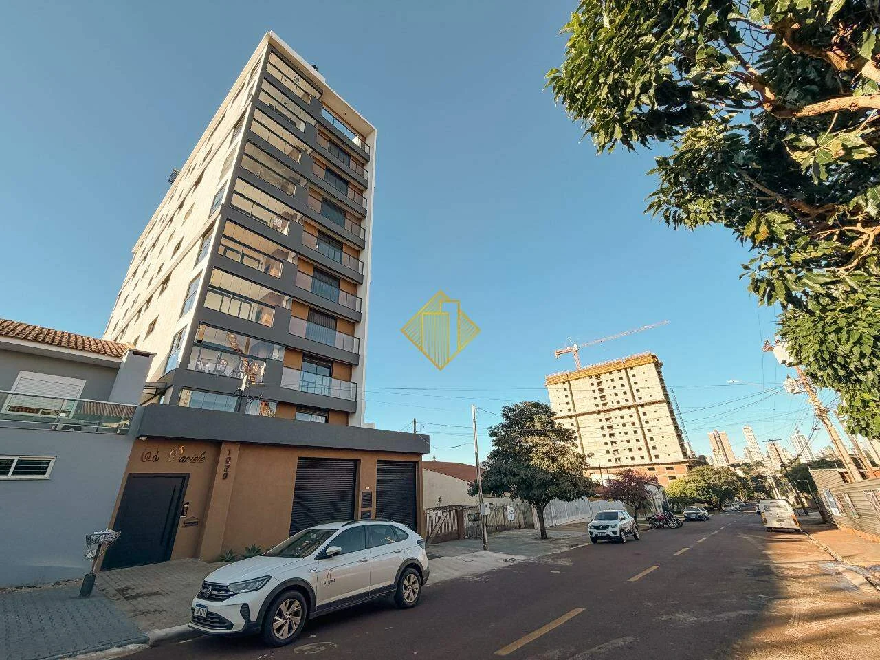 Apartamento para aluguel, 4 quartos, 4 suítes, 4 vagas, Centro - Cascavel/PR