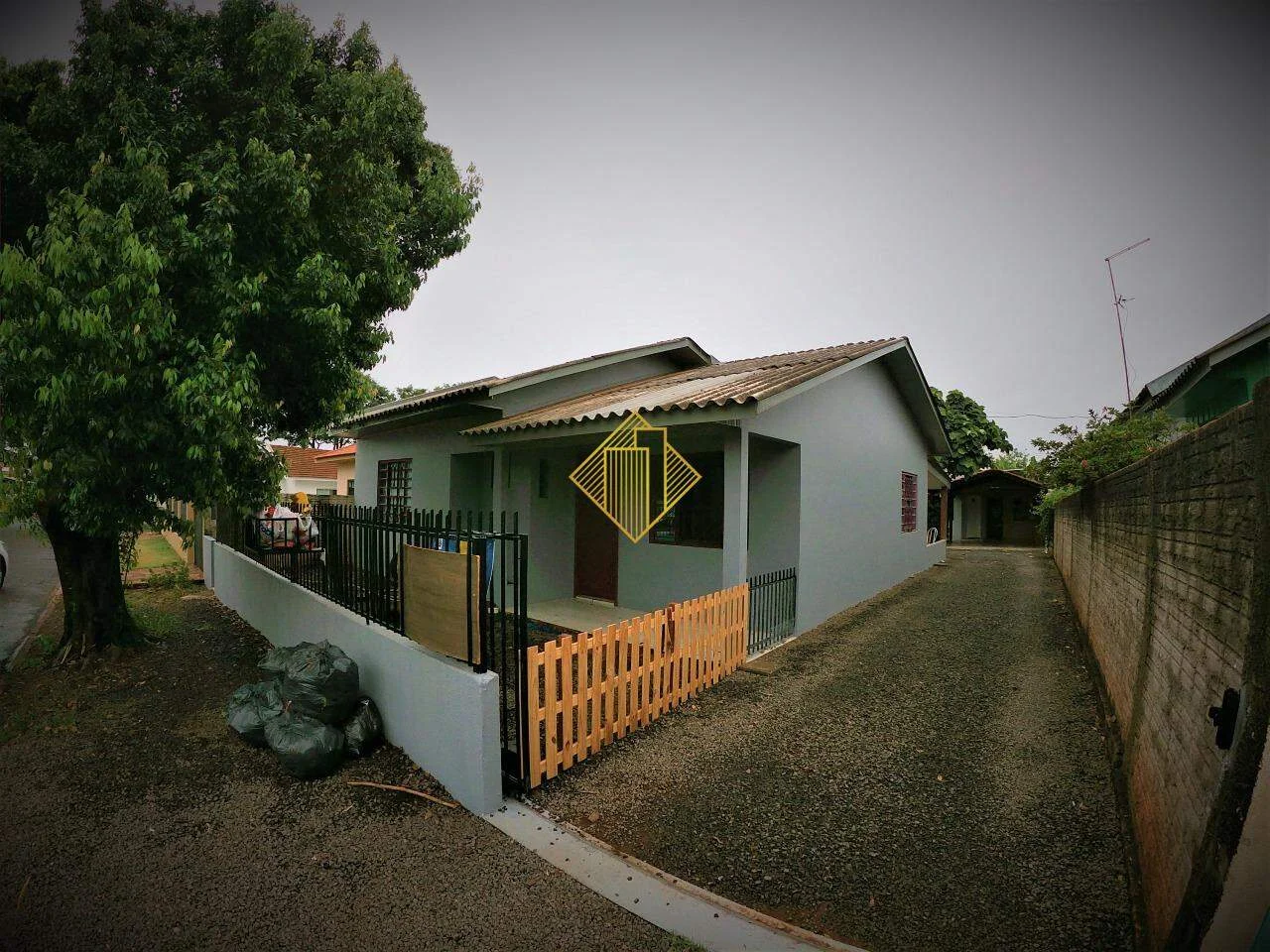 Casa à venda, 5 quartos, 1 suíte, 5 vagas, Jardim Independência - Toledo/PR