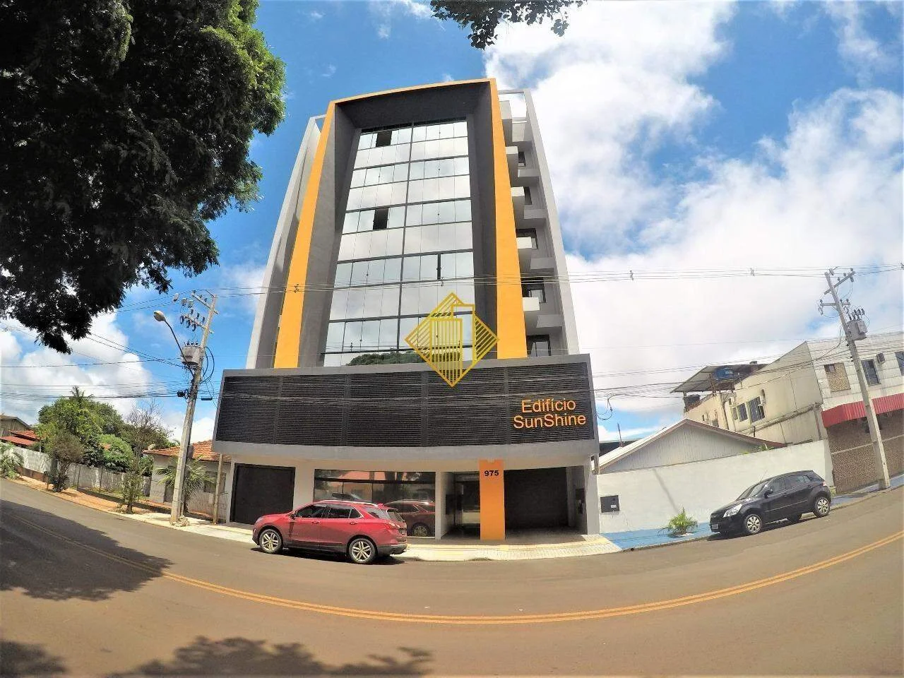 Apartamento à venda, 2 quartos, 1 suíte, 2 vagas, Centro - Toledo/PR