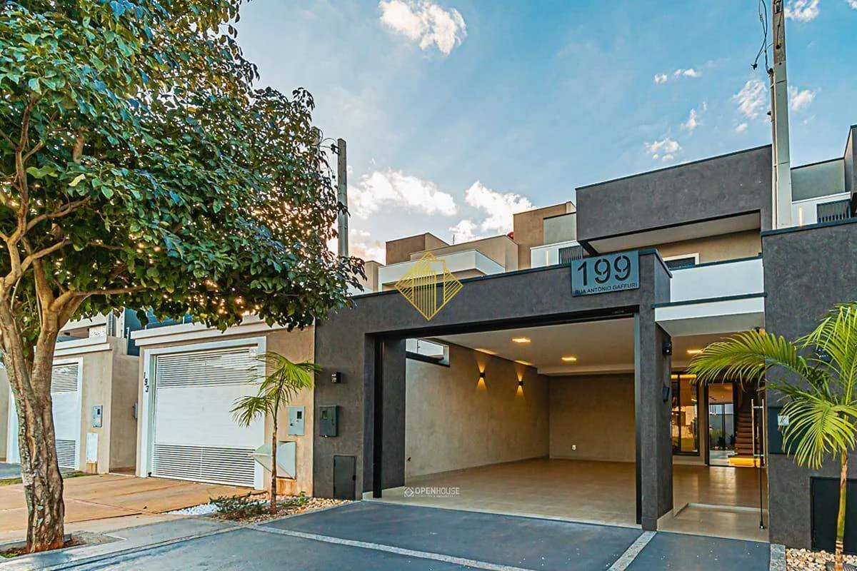 Sobrado à venda, 3 quartos, 3 suítes, 2 vagas, Jardim Gisela - Toledo/PR
