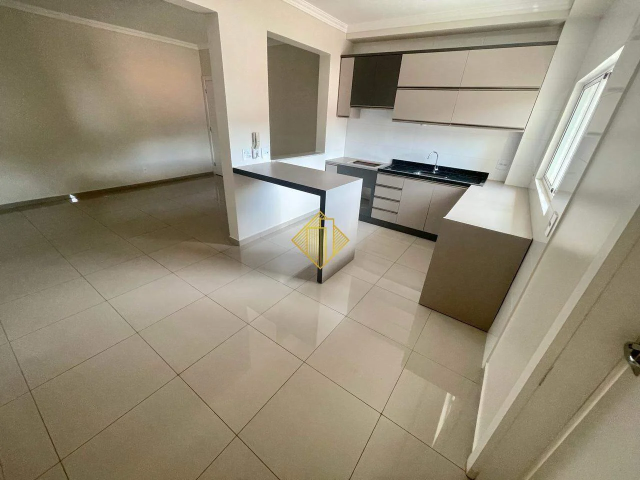 APARATAMENTO COM SUITE MAIS 2 QUARTOS, JARDIM CONCÓRDIA PARA LOCAÇÃO EM TOLEDO-PARANÁ