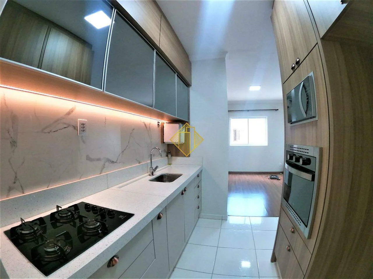 APARTAMENTO SEMI MOBILIADO COM 02 QUARTOS NA VILA INDUSTRIAL EM TOLEDO PARANÁ
