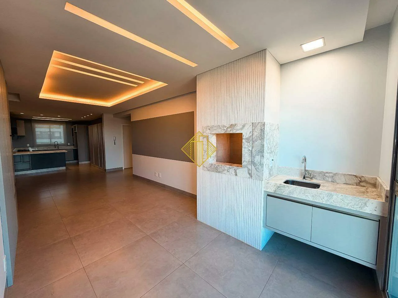 APARTAMENTO NO CENTRO DE TOLEDO COM ACADEMIA EM TOLEDO-PARANÁ