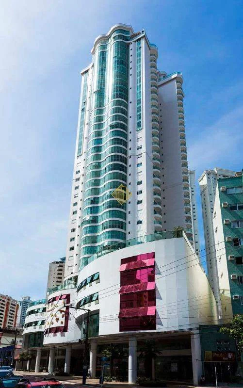 Apartamento à venda, 4 suítes, 4 vagas, Centro - Balneário Camboriú/SC