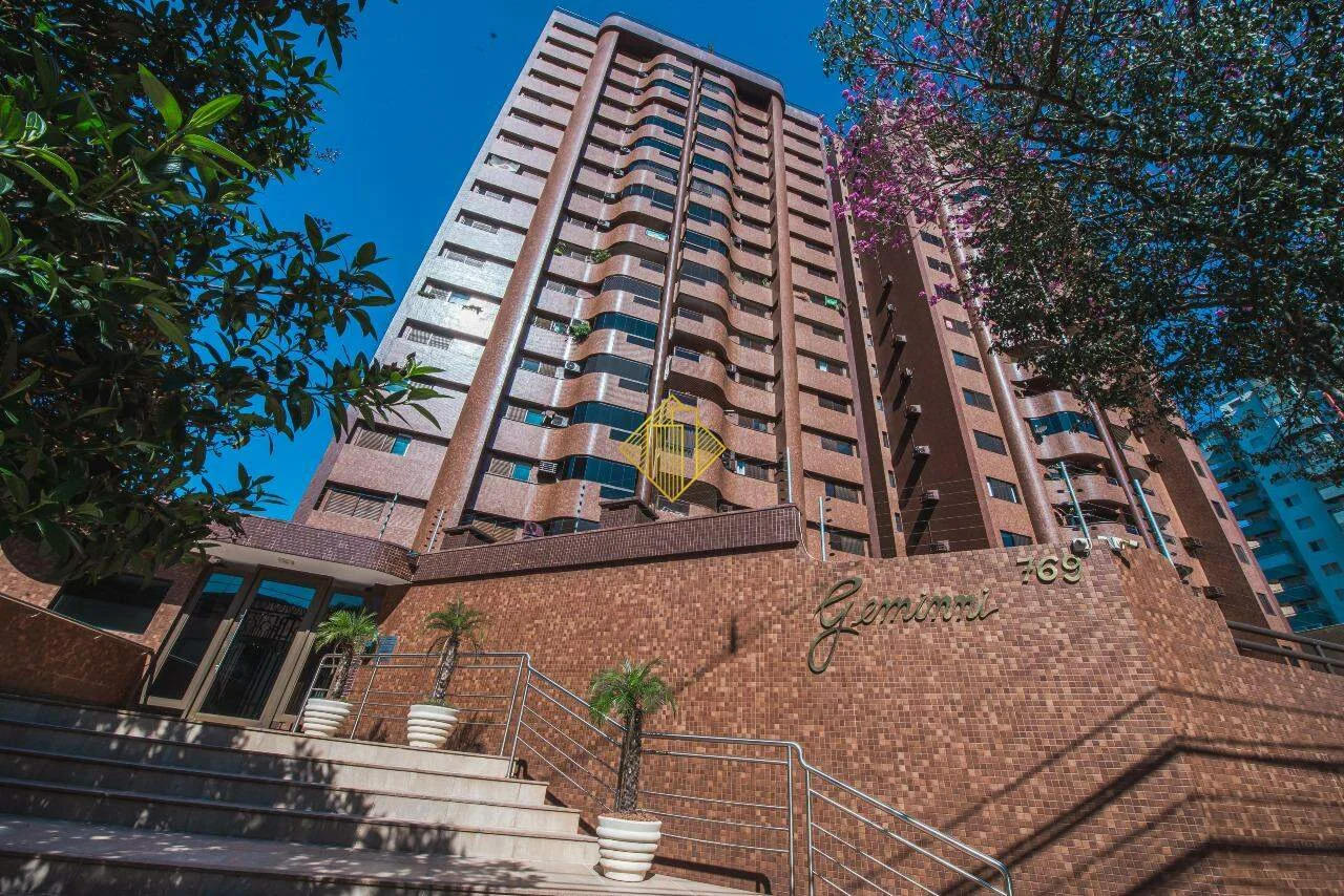 Apartamento à venda, 2 quartos, 1 suíte, 2 vagas, Centro - Cascavel/PR