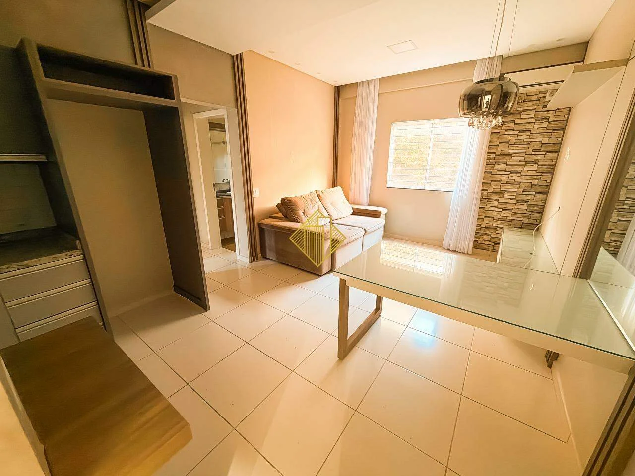 APARTAMENTO TÉRREO JARDIM PANCERA SEMI MOBILIADO EM TOLEDO-PARANÁ