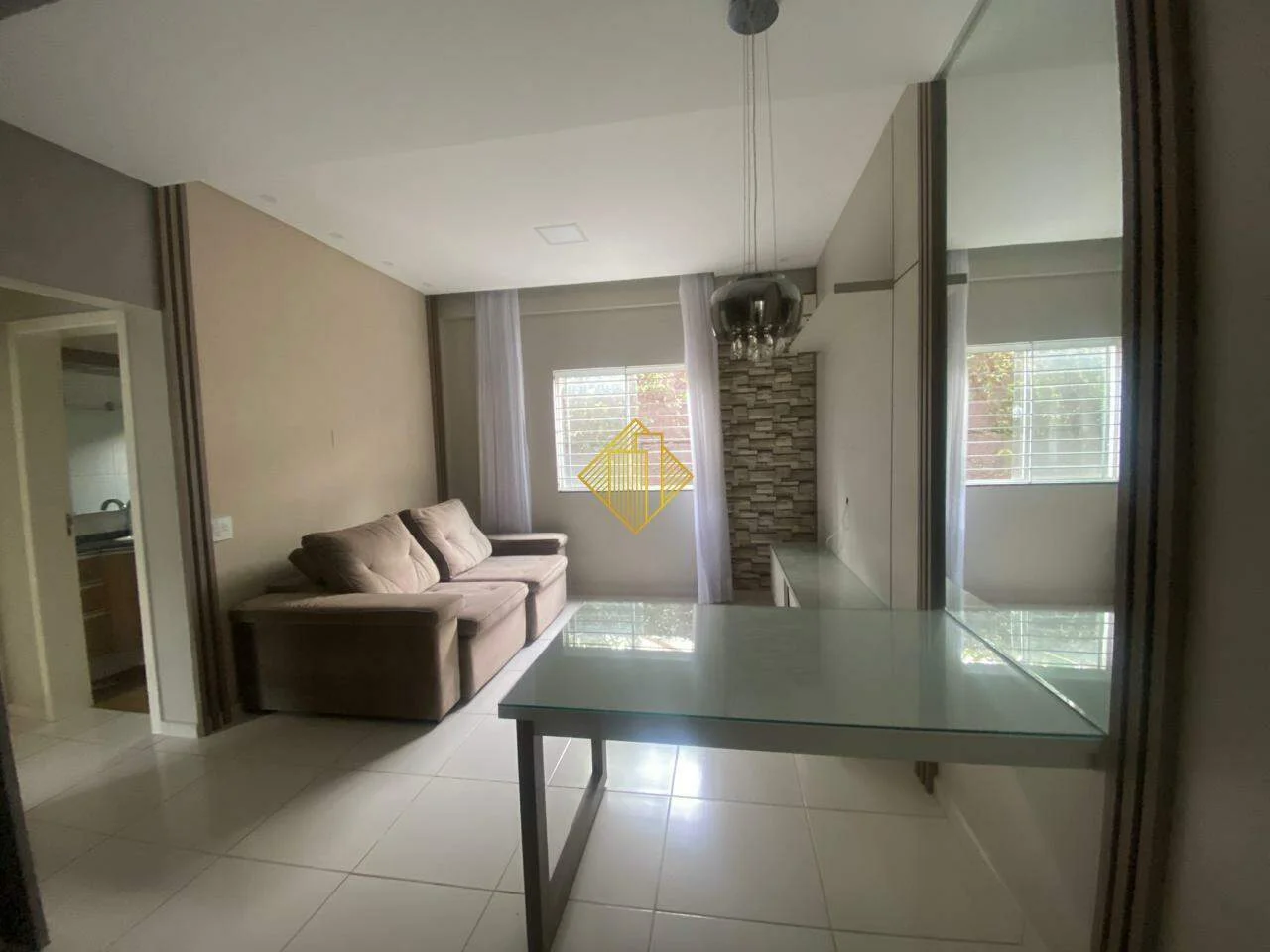 APARTAMENTO TÉRREO JARDIM PANCERA SEMI MOBILIADO EM TOLEDO-PARANÁ