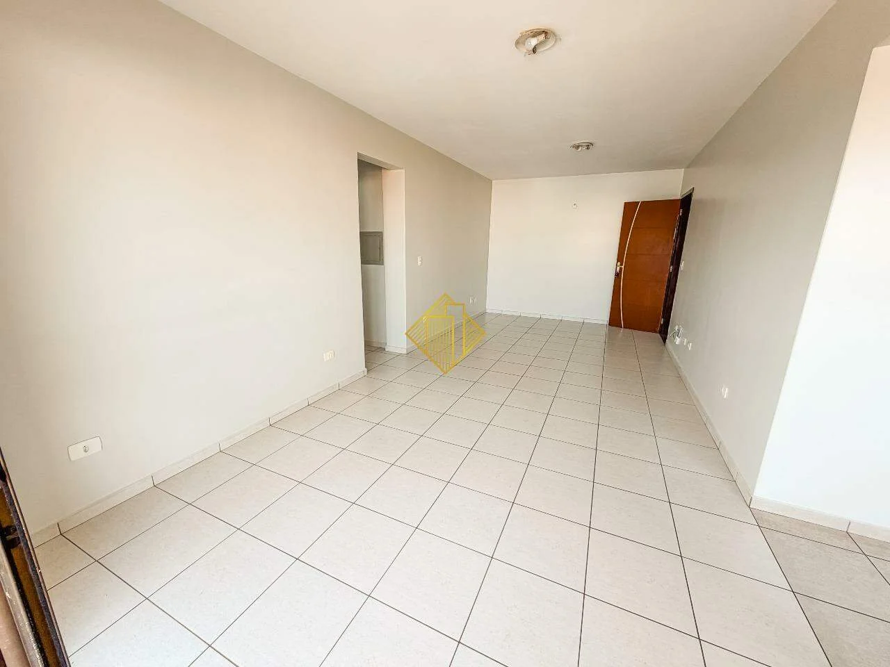 APARTAMENTO COM SUITE MAIS 2 QUARTOS NA VILA INDUSTRIAL EM TOLEDO PARANÁ