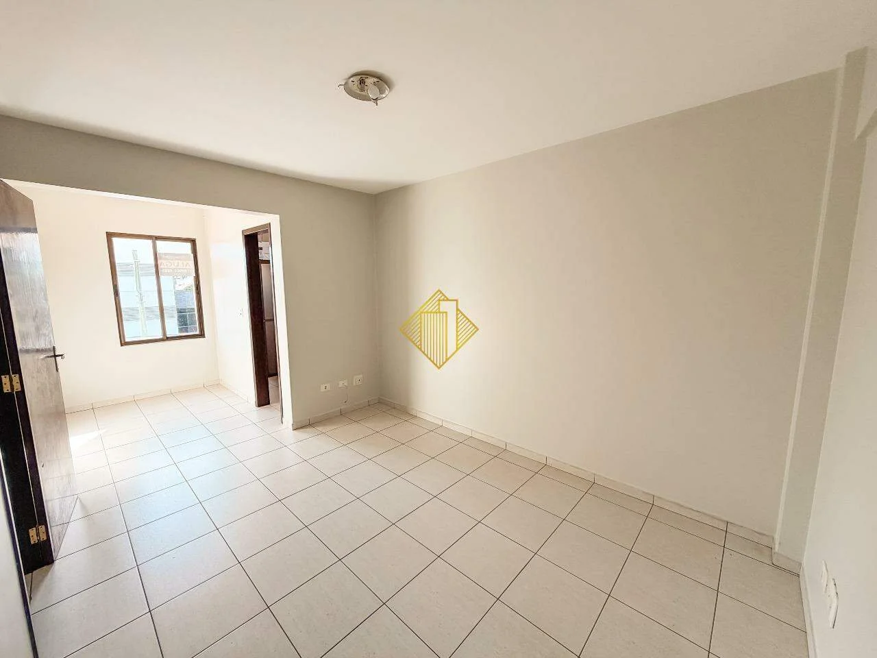 APARTAMENTO COM SUITE MAIS 2 QUARTOS NA VILA INDUSTRIAL EM TOLEDO PARANÁ