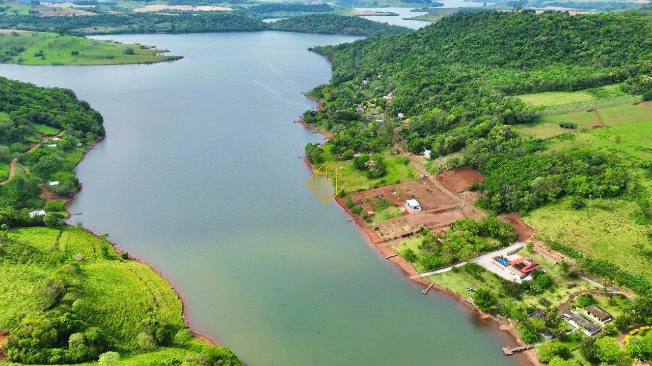 Terreno beira lago nas marinas de Boa Vista da Aparecida PR