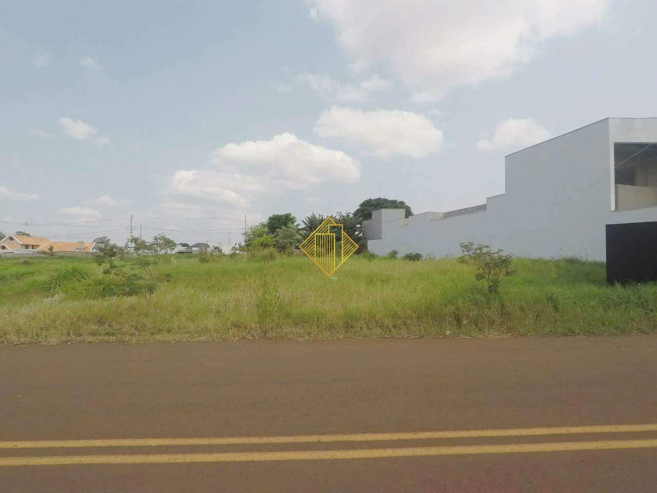 **TERRENO NA VILA INDUSTRIAL / LAGO NORTE **