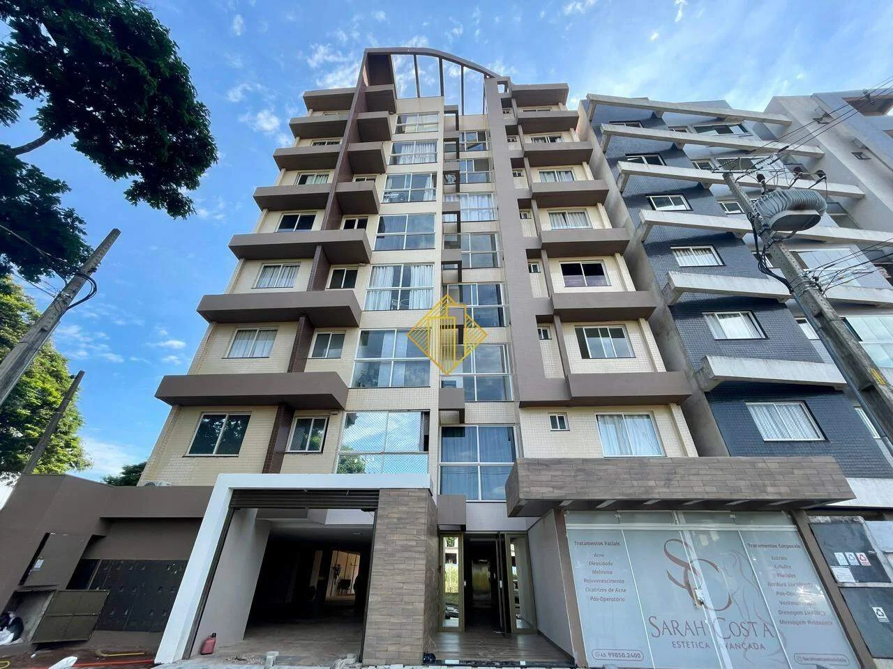 APARTAMENTO COM 1 SUÍTE E 1 QUARTO PARA LOCAÇÃO NA VILA INDUSTRIAL EM TOLEDO - PARANÁ