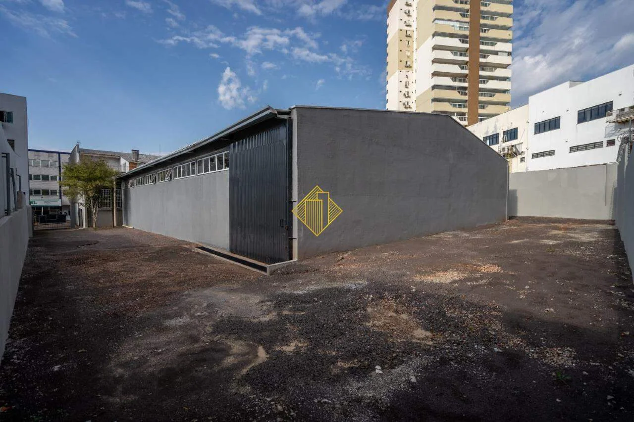 Barracão para Locação no Centro*