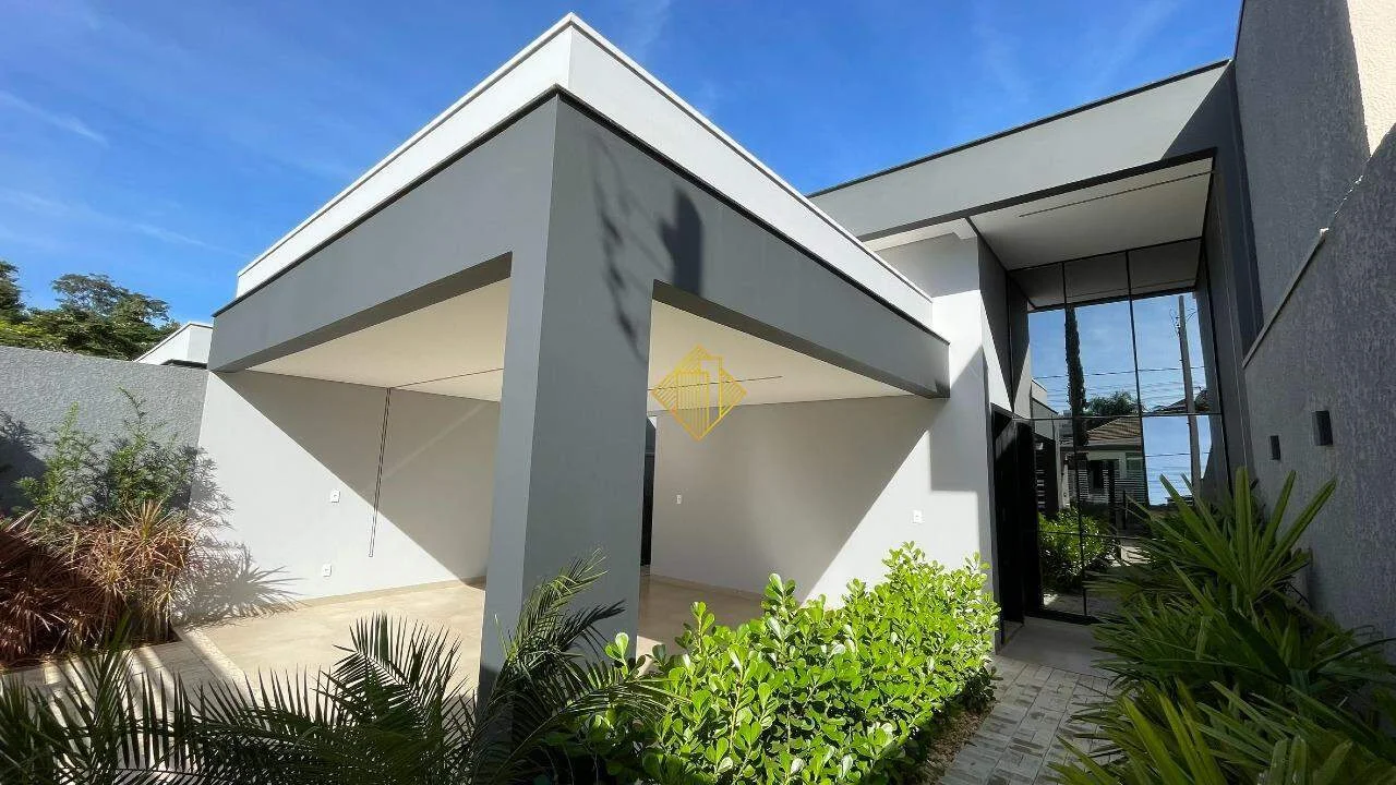 CASA TÉRREA COM 1 SUÍTE E 2 QUARTOS NO JARDIM PANCERA, TOLEDO-PR