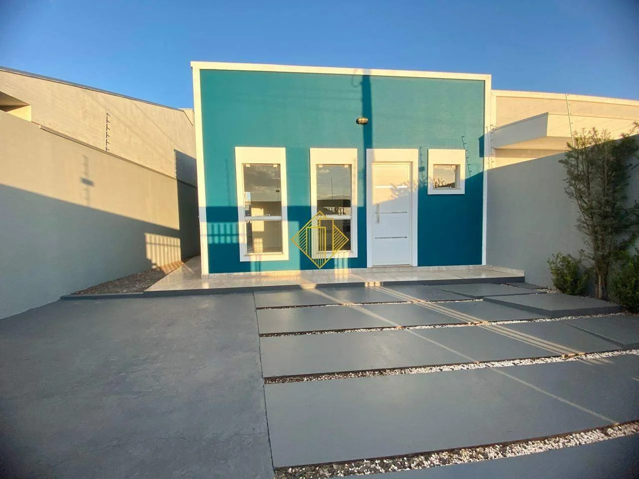 Casa para aluguel, 3 quartos, 2 vagas, Barcelona - Cascavel/PR