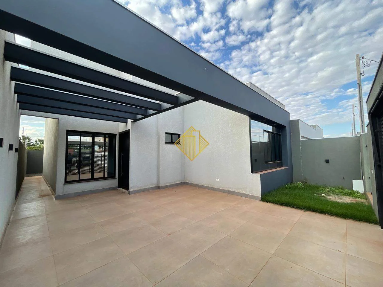 CASA À VENDA COM 1 SUÍTE, 2 QUARTOS - RESIDENCIAL ALEMANHÃ - PALOTINA/PR