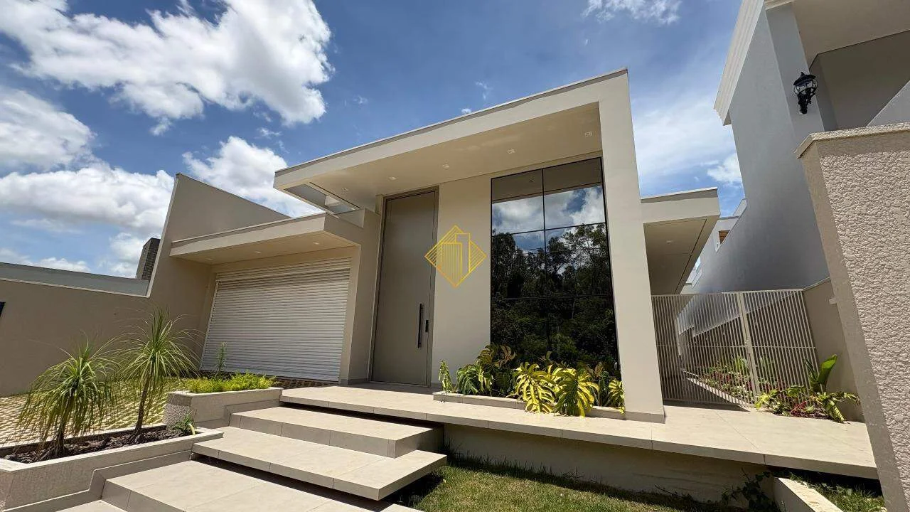 Casa à venda, 3 suítes + 1 quarto, 2 vagas, Vila Industrial - Toledo/PR