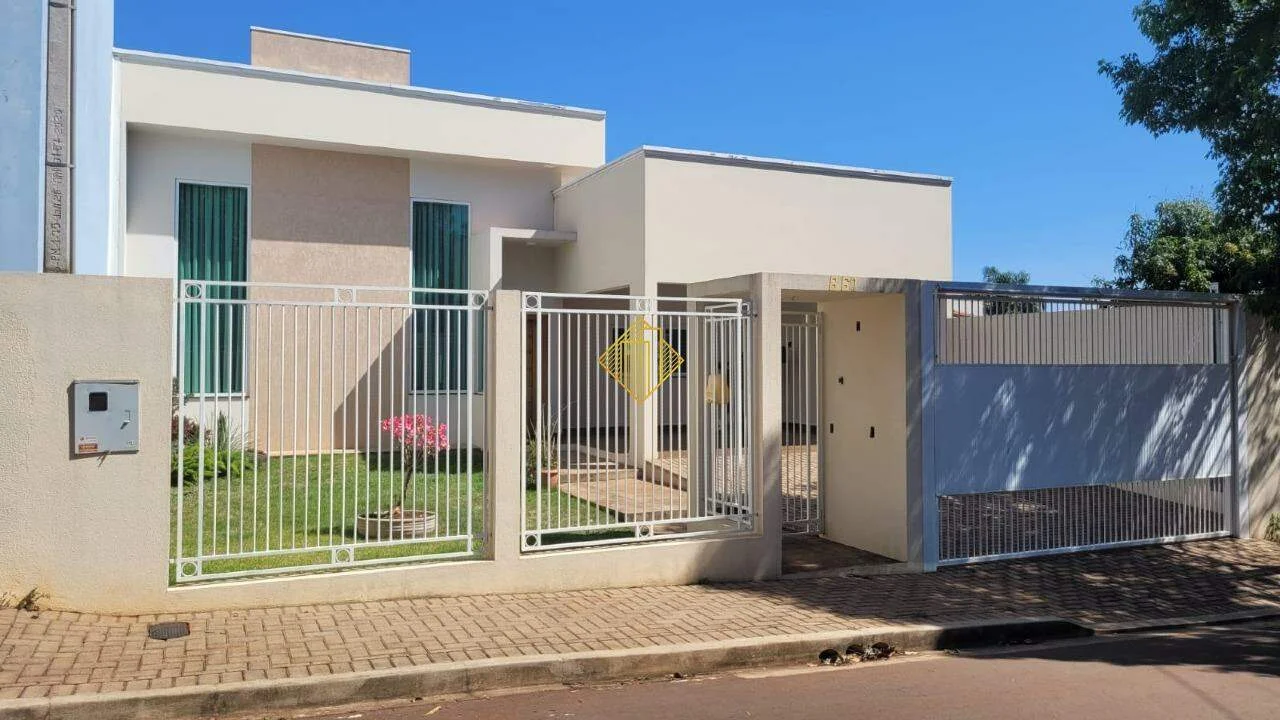Casa à venda, 3 quartos, 1 suíte, 2 vagas, Jardim Pancera - Toledo/PR