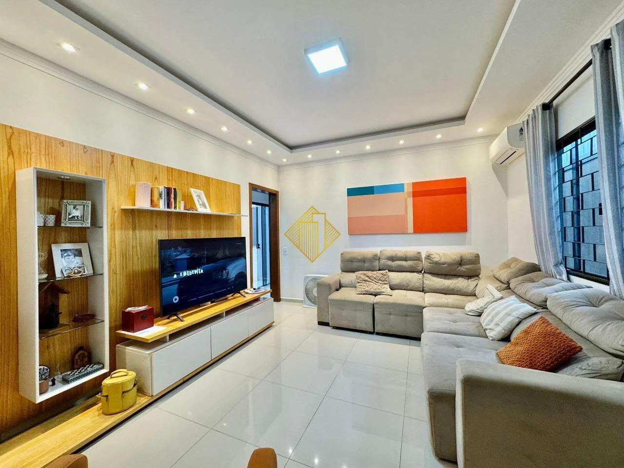 Casa para aluguel, 2 quartos, 1 suíte, 2 vagas, Alto Alegre - Cascavel/PR