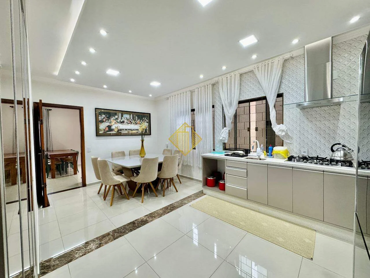 Casa para aluguel, 2 quartos, 1 suíte, 2 vagas, Alto Alegre - Cascavel/PR