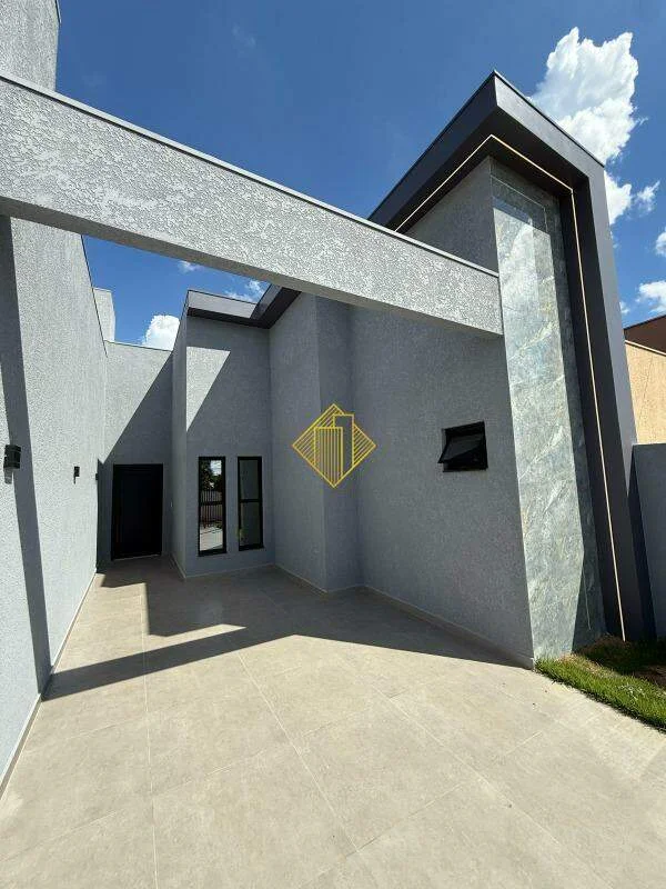 Casa com 1 suite mais 1 quarto com excelente localização
