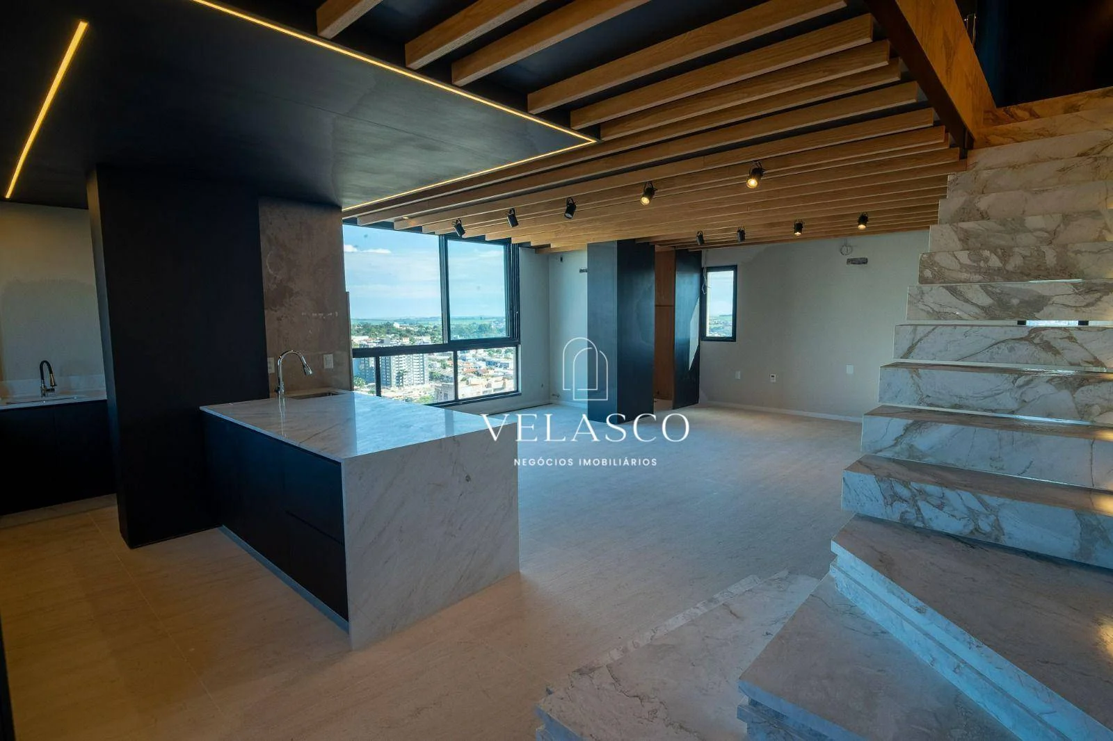 Apartamento Duplex com 2 dormitórios à venda, 127 m² por R$ 1.390.000 - Centro - Cascavel/PR