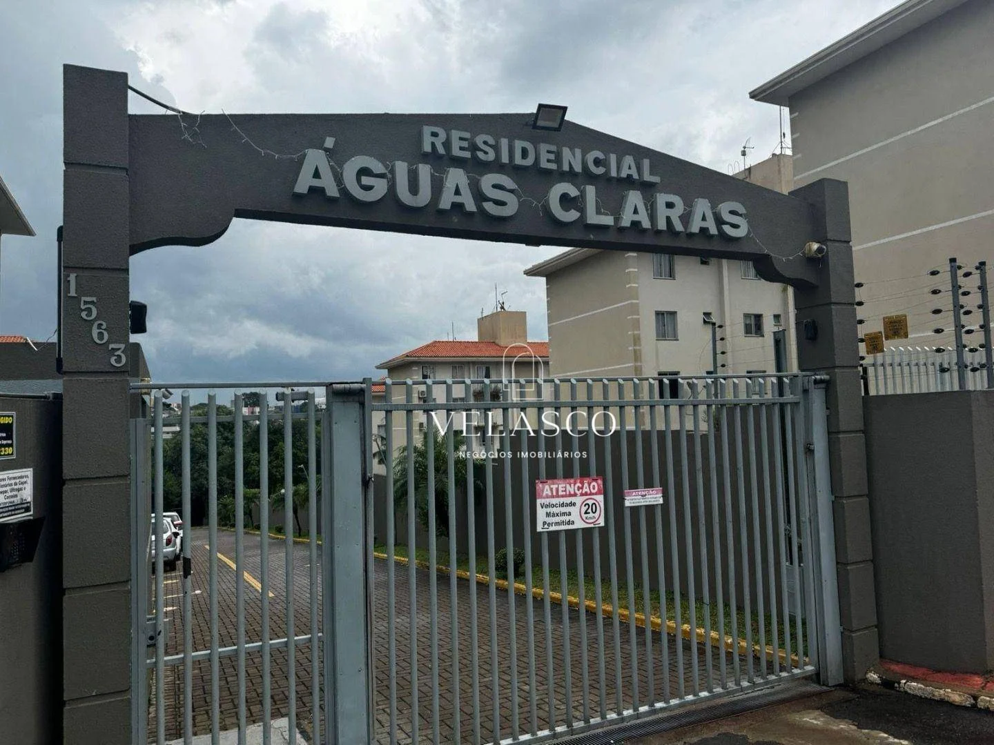 Apartamento com 2 dormitórios à venda, 55 m² por R$ 330.000,00 - Neva - Cascavel/PR