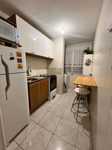 Apartamento com 3 dormitórios à venda, 59 m² por R$ 300.000,00 - Tropical  - Cascavel/PR