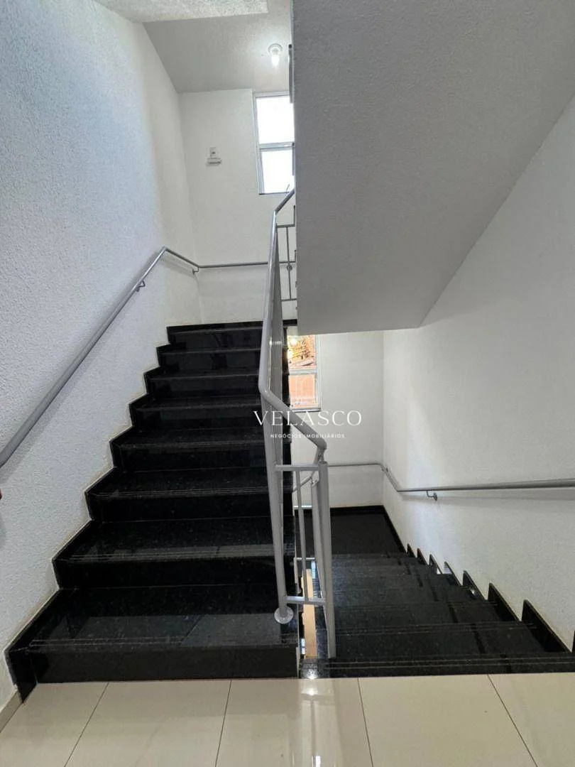 Apartamento com 80 m² a venda há 2 quadras da faculdade Univel