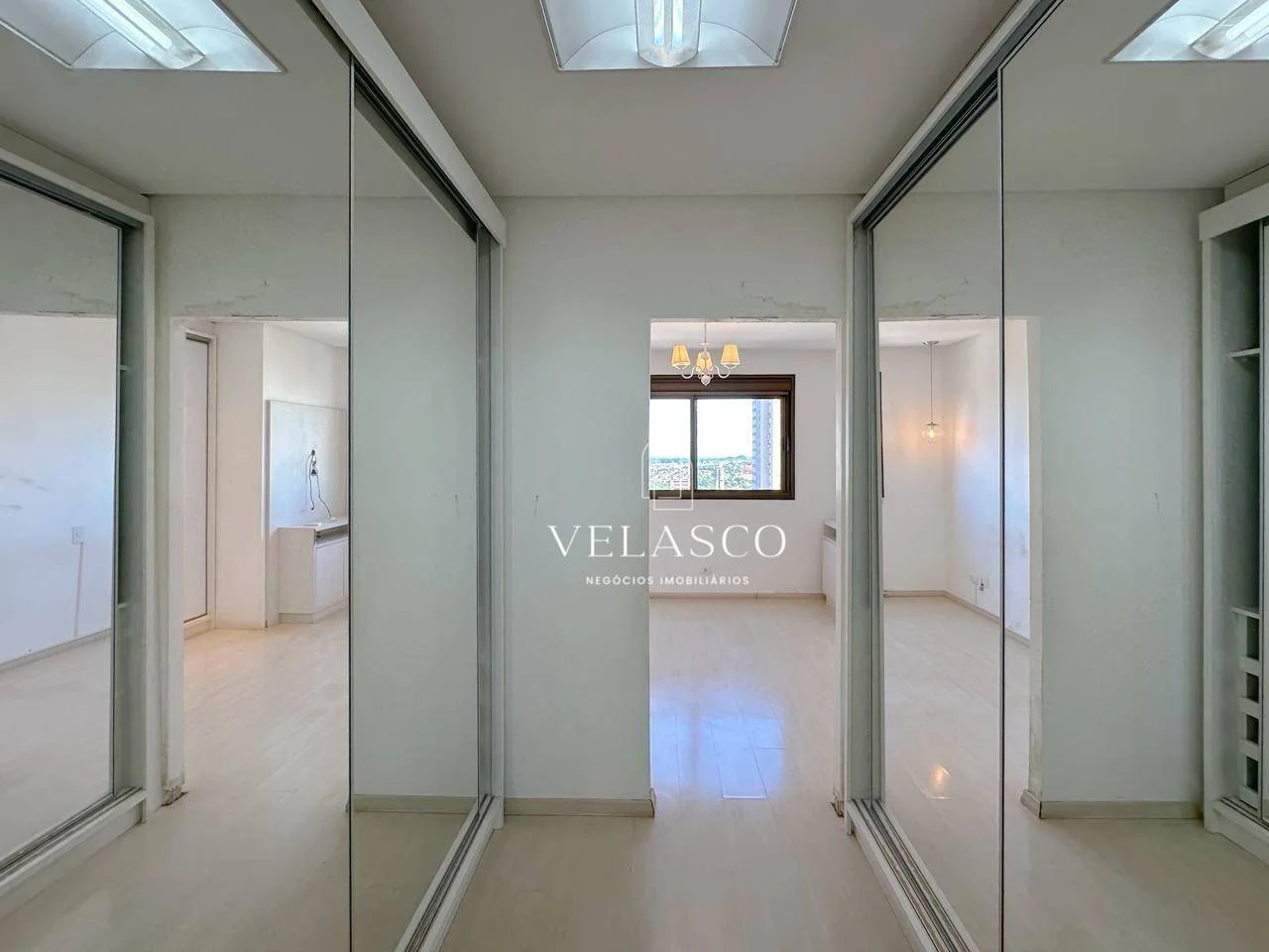 Apartamento com 3 dormitórios à venda, 169 m² por R$ 1.649.000 - Centro - Cascavel/PR