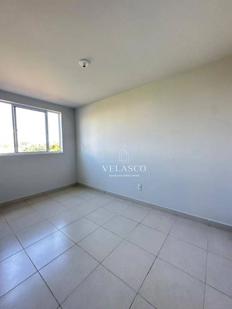 Apartamento com 2 dormitórios à venda, 49 m² por R$ 289.000 - Brasília - Cascavel/PR