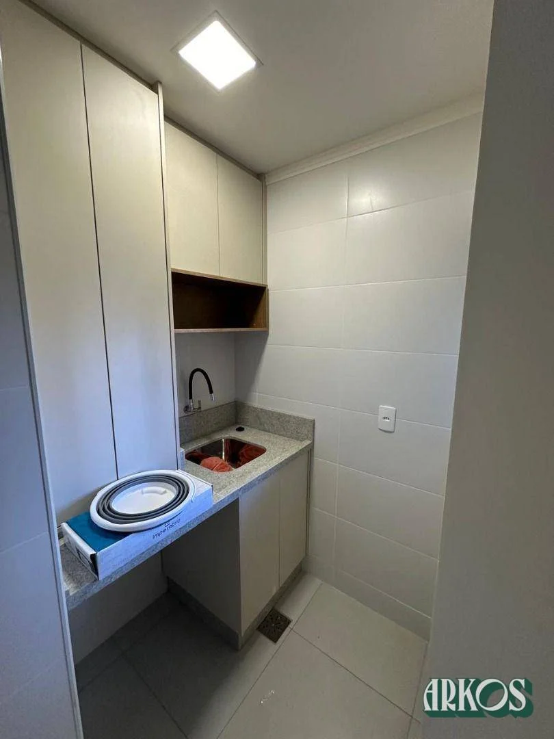 Apartamento com 2 dormitórios à venda, 68 m² por R$ 710.000,00 - Centro - Cascavel/PR