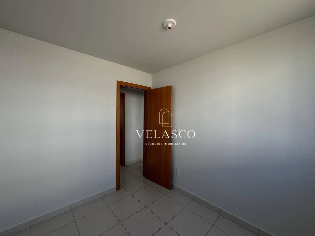 Apartamento com 3 dormitórios à venda, 62 m² por R$ 330.000 - Brasília - Cascavel/PR