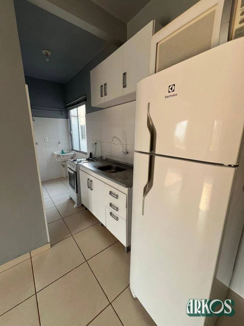 Apartamento com 3 dormitórios à venda, 49 m² por R$ 200.000,00 - Pacaembu - Cascavel/PR