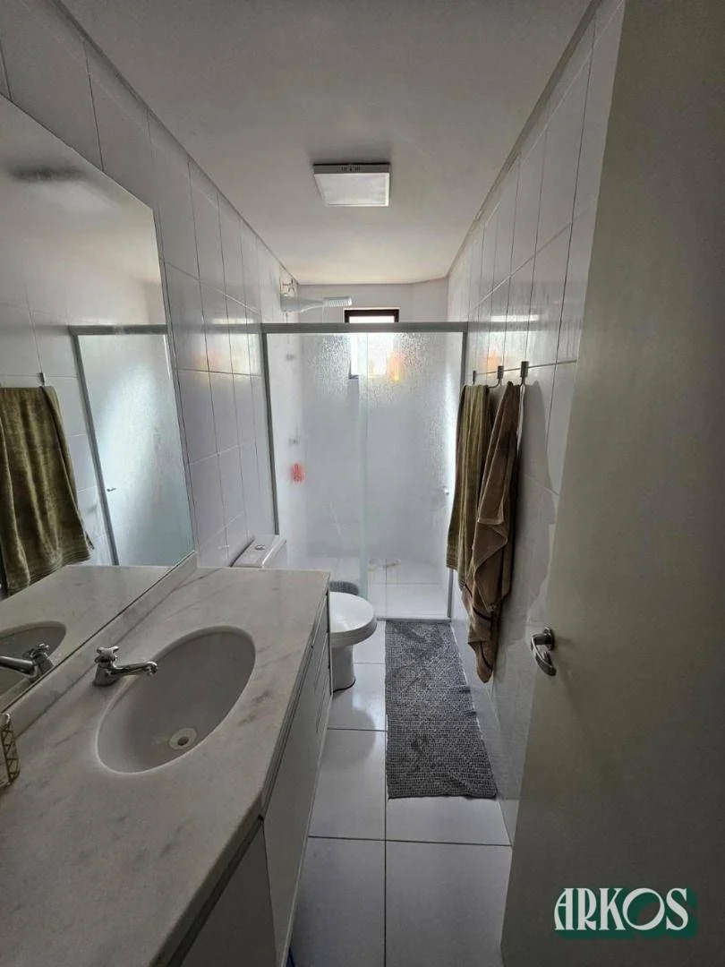 Apartamento com 3 dormitórios à venda, 74 m² por R$ 390.000,00 - Pioneiros Catarinenses - Cascavel/PR