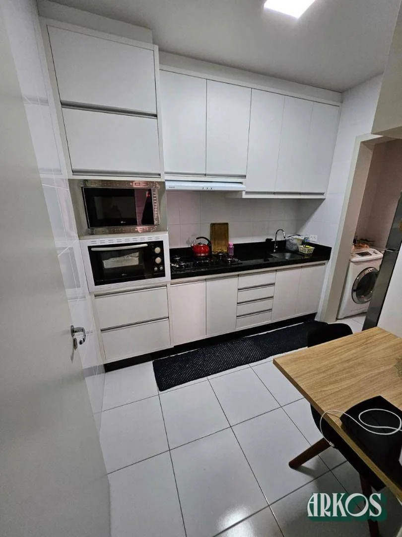 Apartamento com 3 dormitórios à venda, 74 m² por R$ 390.000,00 - Pioneiros Catarinenses - Cascavel/PR