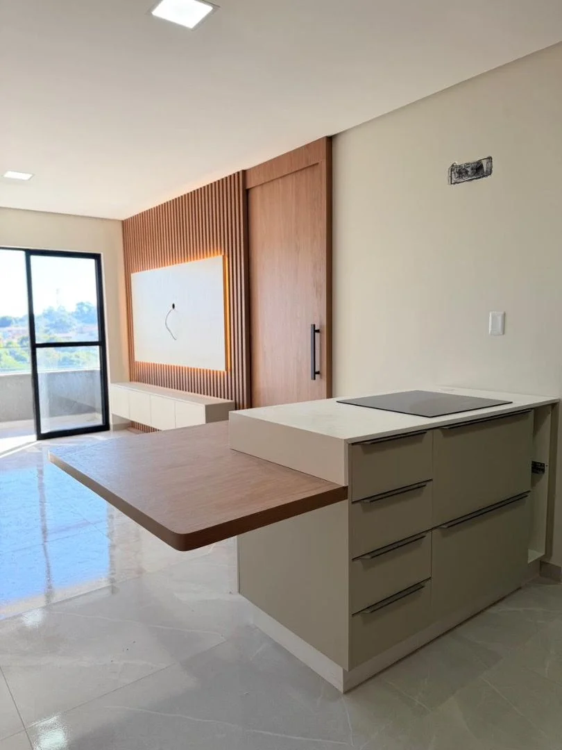 Apartamento com 2 dormitórios à venda, 76 m² por R$ 570.000,00 - Centro - Cascavel/PR