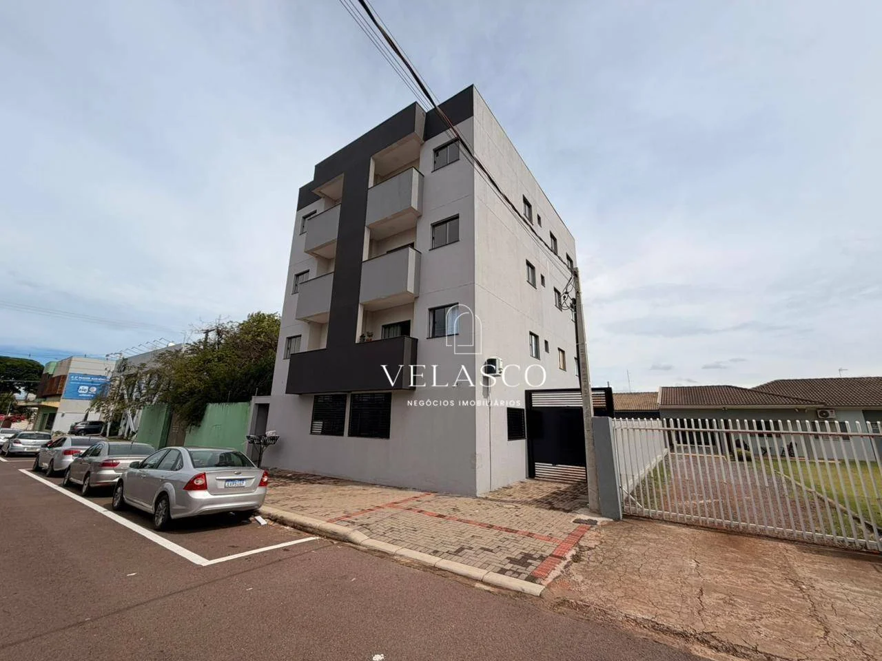 Apartamento com 2 dormitórios à venda, 63 m² por R$ 380.000,00 - Maria Luiza - Cascavel/PR