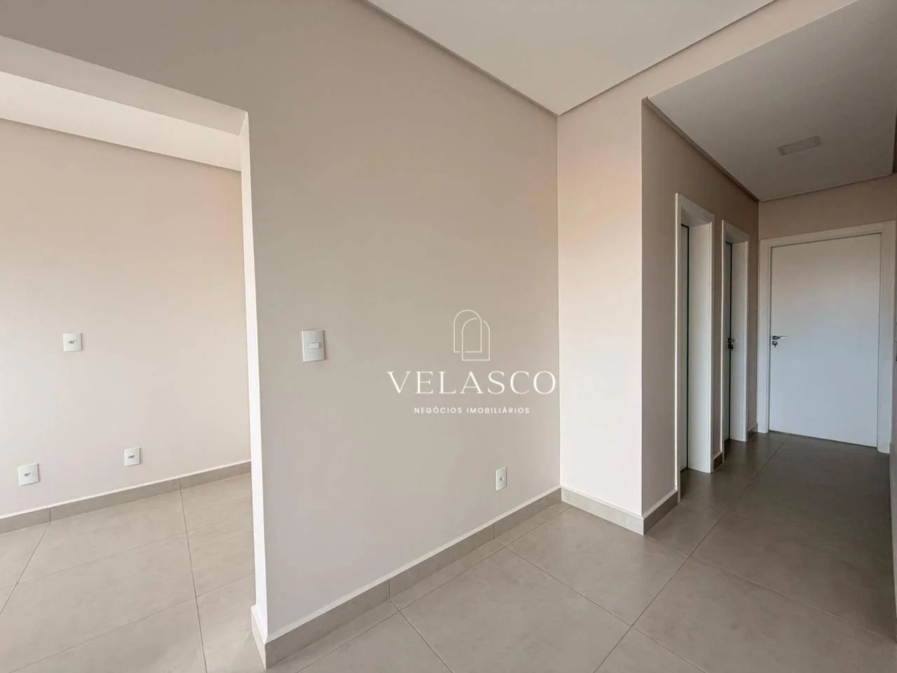 Apartamento com 2 dormitórios à venda, 63 m² por R$ 380.000,00 - Maria Luiza - Cascavel/PR