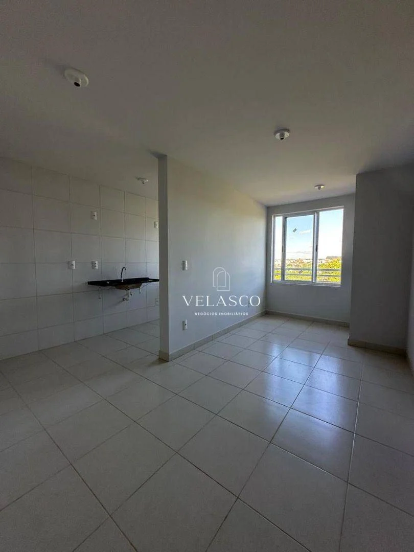 Apartamento com 3 dormitórios à venda, 62 m² por R$ 360.000 - Brasília - Cascavel/PR