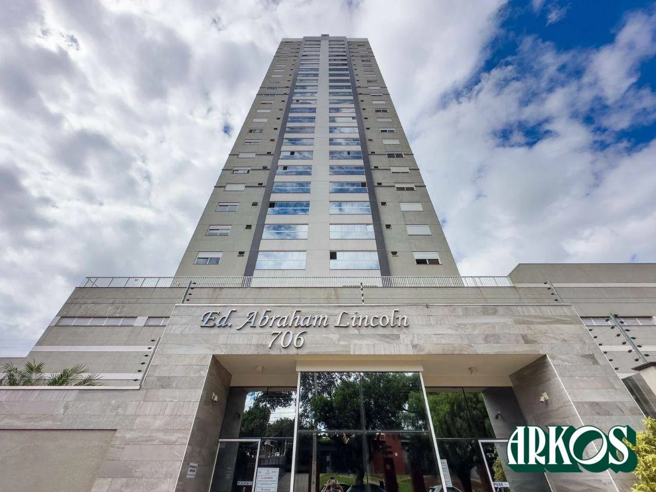 Apartamento com 3 dormitórios à venda, 192 m² por R$ 1.490.000,00 - Centro - Cascavel/PR