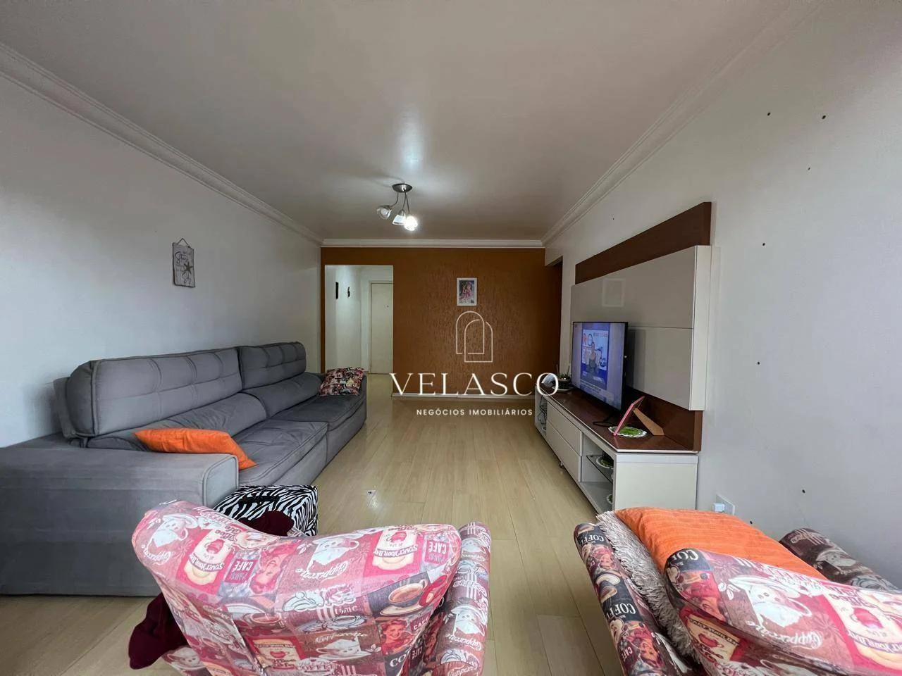 Apartamento com 3 dormitórios à venda, 95 m² por R$ 550.000 - Centro - Cascavel/PR