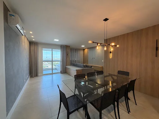 Apartamento semimobiliado, com uma suíte eum quarto,