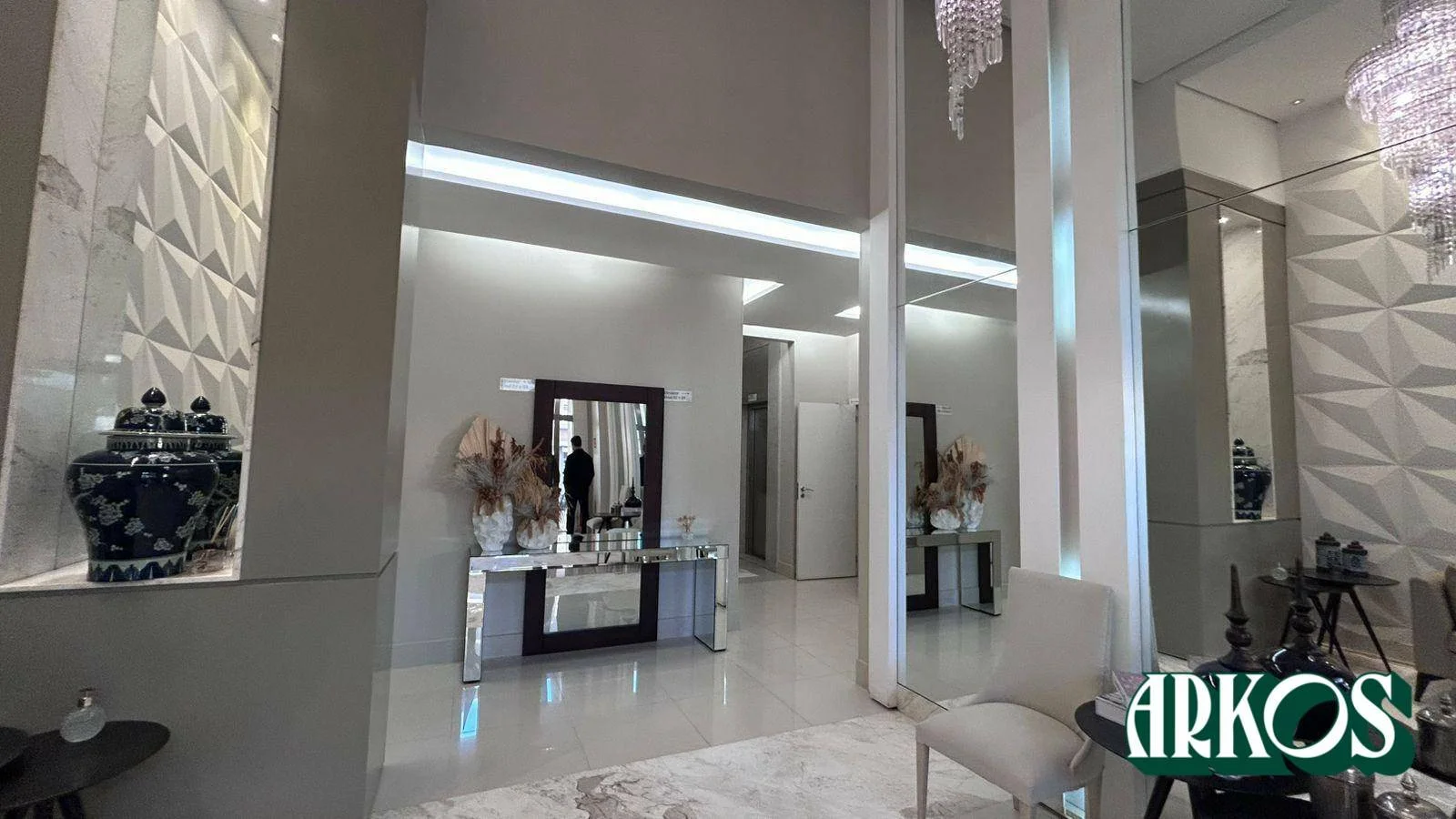 Apartamento com 3 dormitórios à venda, 87 m² por R$ 800.000,00 - Centro - Cascavel/PR
