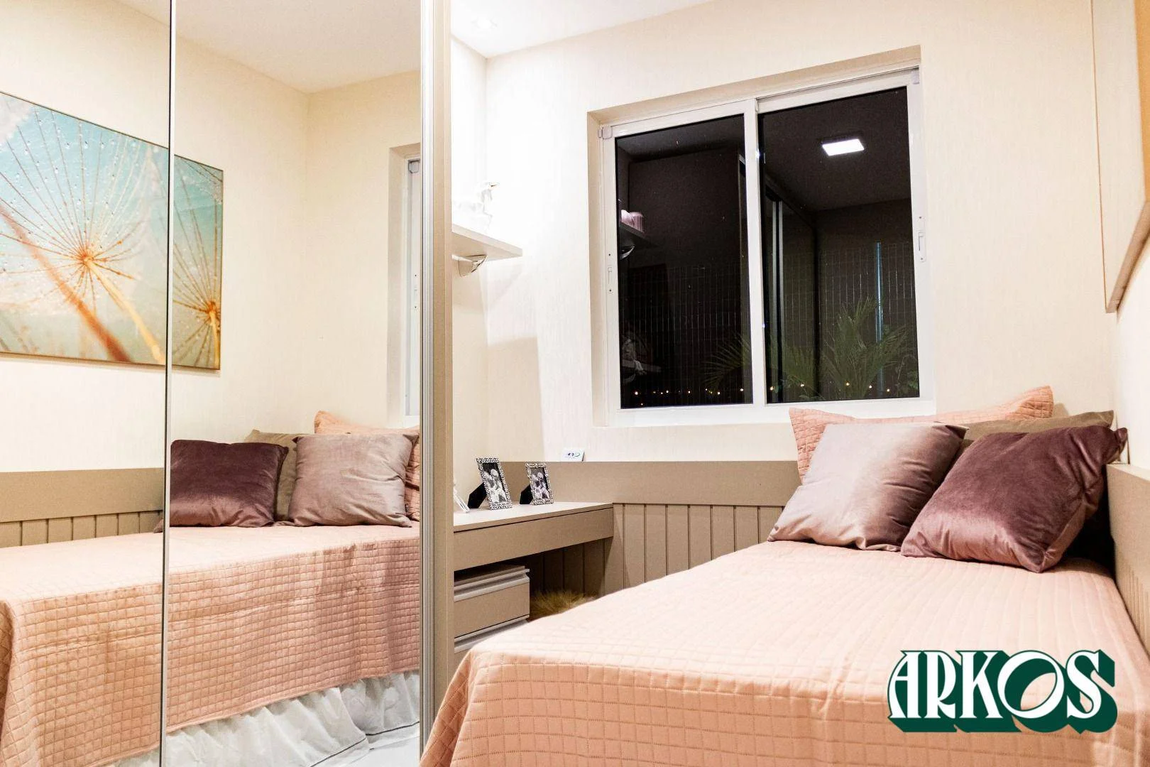 Oportunidade para sair do aluguel - 2 quartos, entrada facilitada.