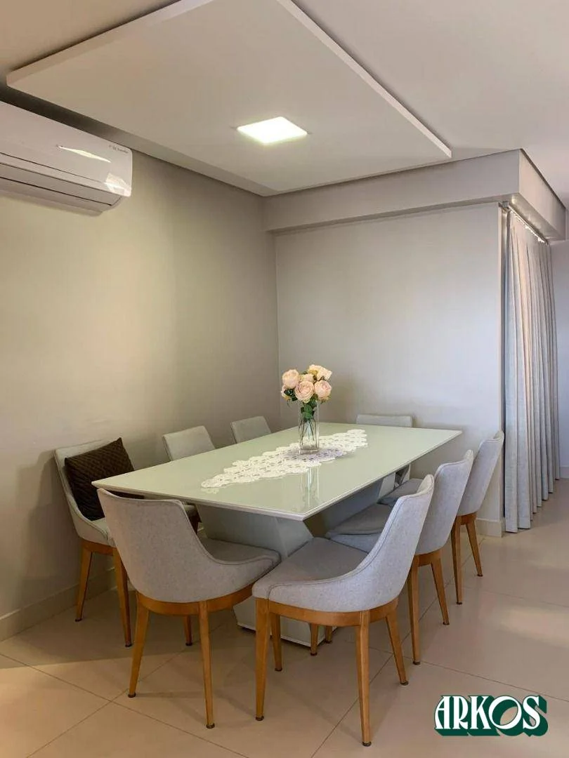 Apartamento com 3 dormitórios à venda, 106 m² por R$ 890.000,00 - Centro - Cascavel/PR