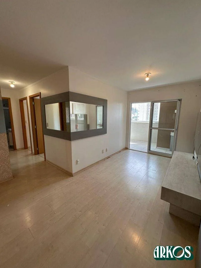 Apartamento com 3 dormitórios à venda, 87 m² por R$ 650.000 - Centro - Cascavel/PR